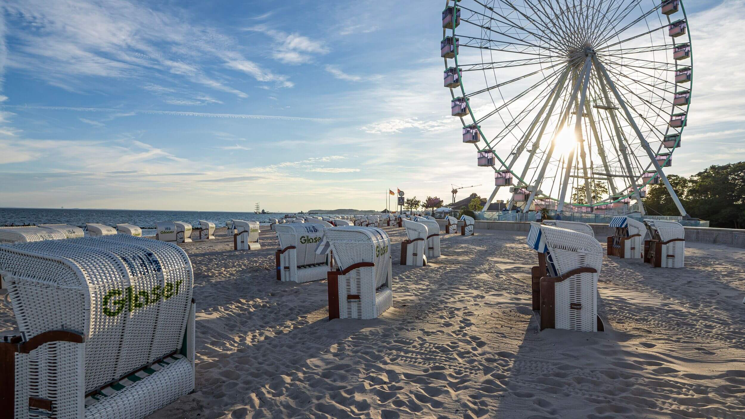 Riesenrad in Grömitz am Strand